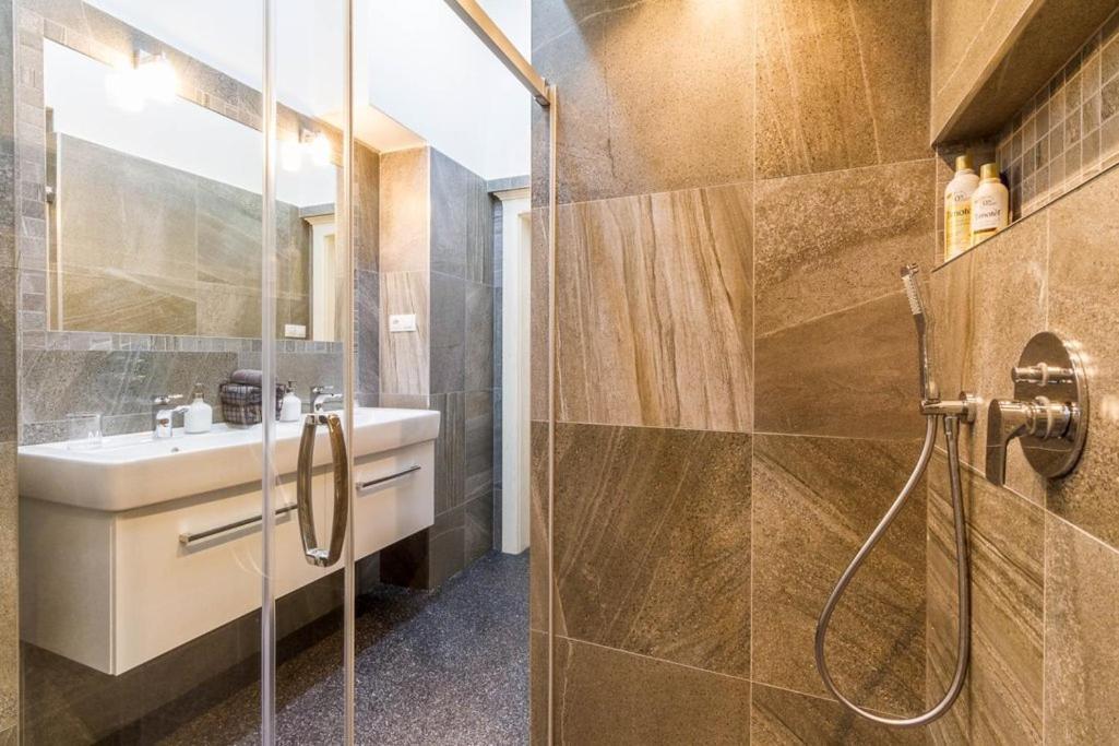 Stylish Apartment 5 Minutes Walk From City Center Prague Extérieur photo