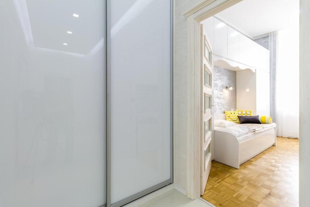 Stylish Apartment 5 Minutes Walk From City Center Prague Extérieur photo